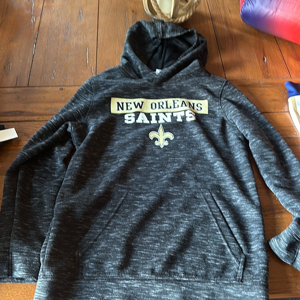 New Orleans Saints hoodie, boys XL, 16/18